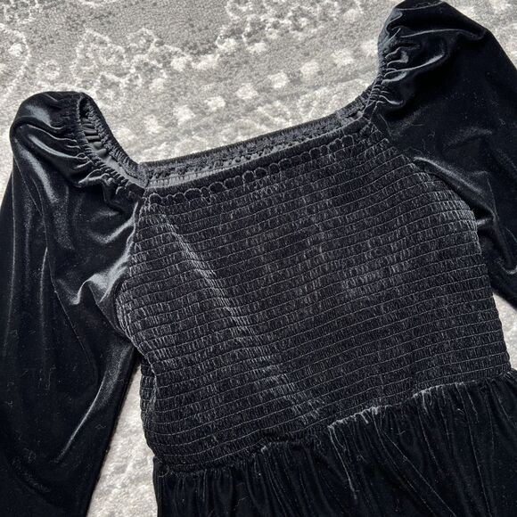 GAP Black Velvet Smocked Peplum Top Women's Medium Whimsygoth Peasant - Picture 2 of 7